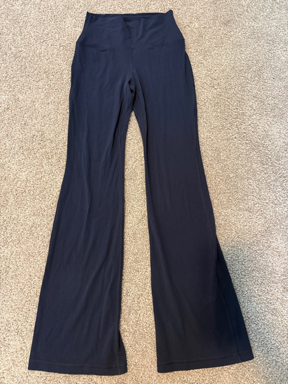 Aritzia Butter Cheeky Hi-Rise Flare 32” Legging